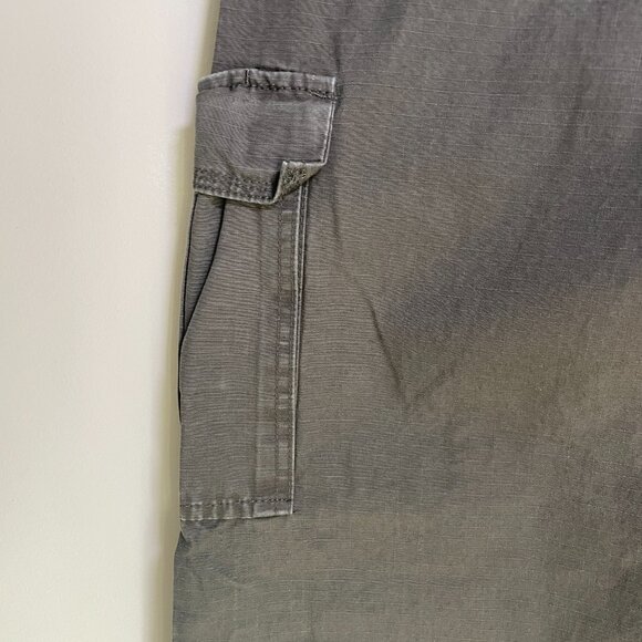 Men's Wrangler Cargo Pants - Size 36x32 - Picture 11 of 14